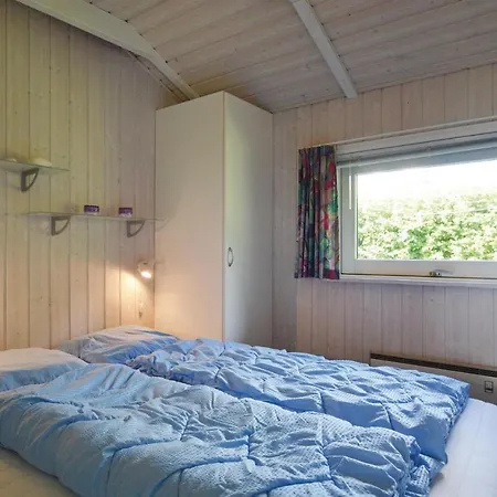 Three-bedroom In Sjølund