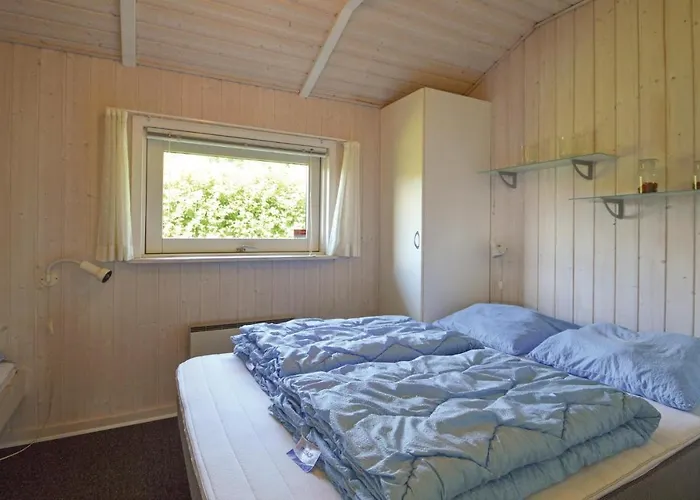 Dom wakacyjny Three-bedroom In